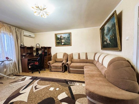 ОРЕНДА 3кімнатна Ревуцького Братства тарасівців Бажана ХАРКІВСЬКА  Дарницький