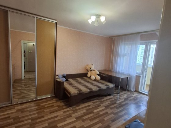 1к. без % м.Харківська 5хв пішки довласник