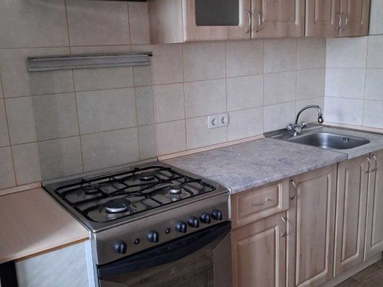 Оренда 1 кімнатна квартира вул Данькевича 7А Троещіна .Довгостроково. Киев