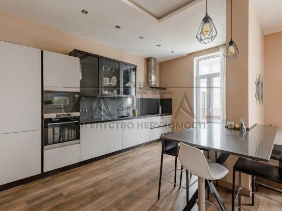 2 кімнатна квартира в ЖК Французький квартал, стильна та простора Киев