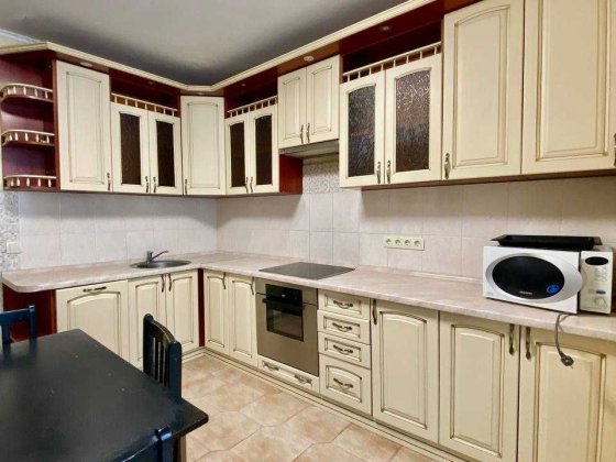 Бальзака 55в, оренда 2-к квартири, ТРЦ Район, невисокий поверх! Киев