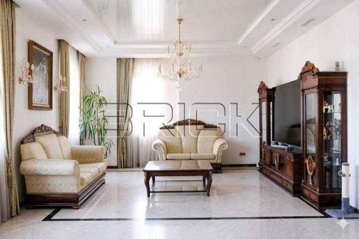 Оренда | Квартира | Центр | Жилянська 30А | 163м2 | Газ | Пакомісце - фото 1