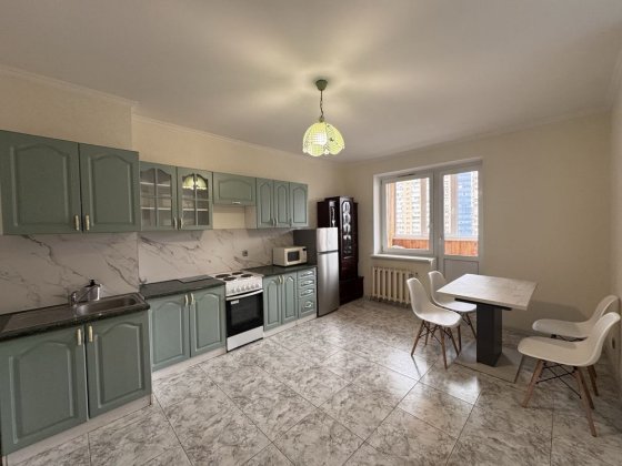 Здається 2к квартира  в Києві , метро Позняки Киев