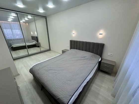 Здам квариру метро Осокорки Київ