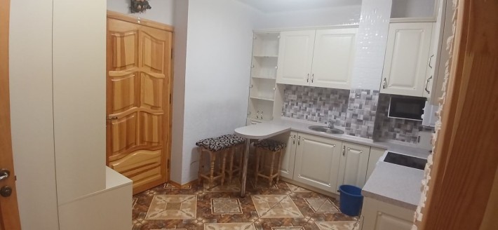 Сдам 2 комн. разд. кв. (Генератор) ул. Харьковское шоссе 182 (метро) - фото 1