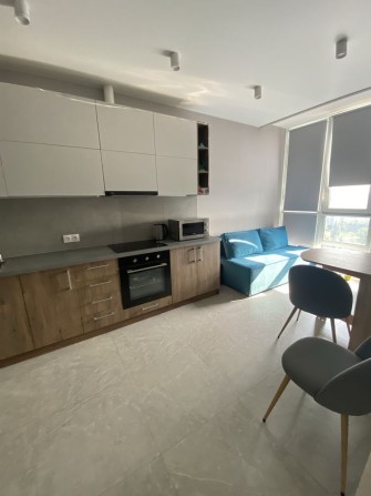 Здам в оренду 1-кімнатну квартиру з панорамним видом в новобудові! - фото 1