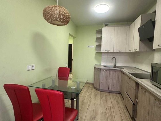 1к, невисокий поверх, ЖК Флагман, м Дарниця