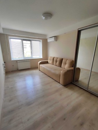 Здається 2к квартира на вул. Алішера Навої, 65 - фото 1