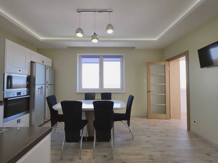 Оренда двокімнатної квартири 100m2 | Мінський масив |м| Героїв Дніпра - фото 1