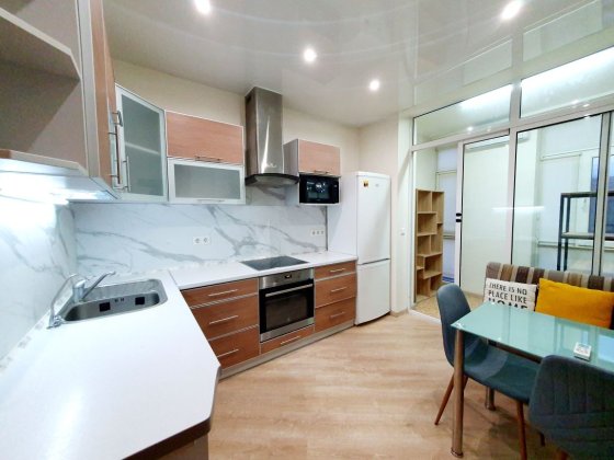 1к, ЖК Комфорт Таун, Регенераторная 4, Новус, 42м2, хороший ремонт