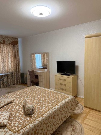 Оренда 3х к біля м. Печерська Лесі Українки 21а - фото 1