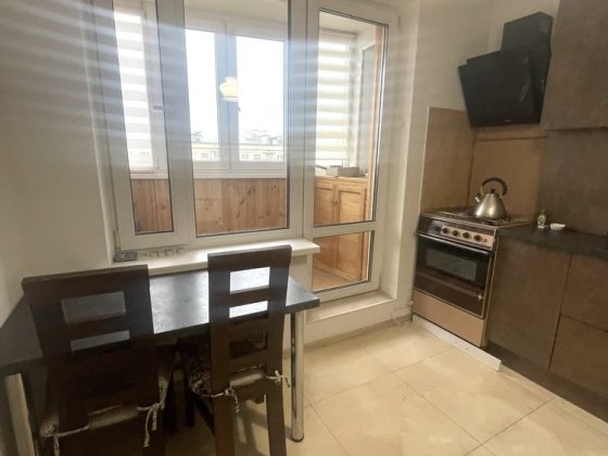 Вільна! Русанівка, Здам 3-х кім , газ, 8 поверх Київ