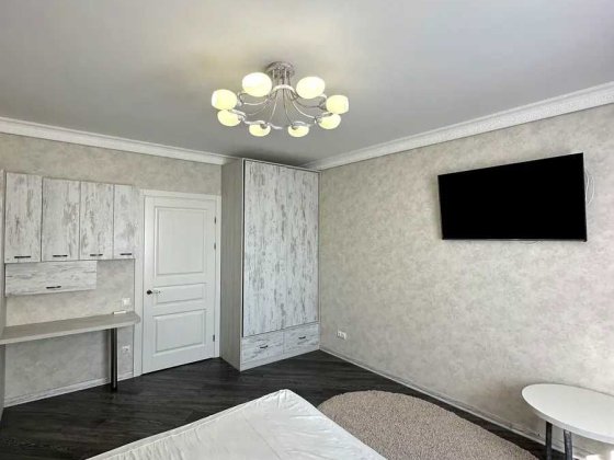 Пропонується в оренду затишна 2-кімнатна квартира в ЖК Яскравий. Киев