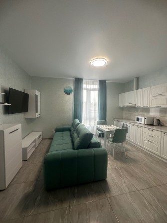 Довгострокова оренда 2-х кім. " Кадорр" вул. Жилянська , 68. - фото 1