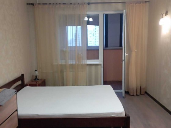 Уютная 1 к квартира ул Харьковское шоссе/ м Позняки, Харьковская