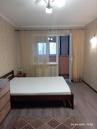 Уютная 1 к квартира ул Харьковское шоссе/ м Позняки, Харьковская - фото 1