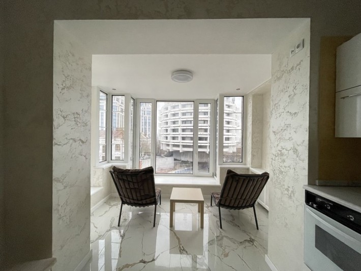 Центр, вулиця Івана Мазепи 14, простора 3-к, метро Арсенальна - фото 1