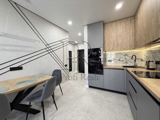 Оренда 1к квартири з гардеробною/Варшавський2/Олександра Олеся