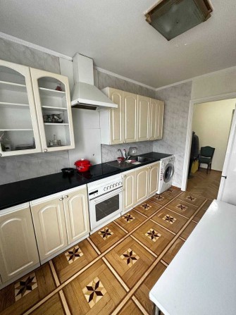 Оренда квартири 3кімн., вул.Шептицького 3-г (Луначарського) , метро Лівобережна - фото 1