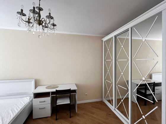 Здам 1-к.БЕЗ КОМІСІЇ, ГЕНЕРАТОР, Русової 7 А, поряд м. Осокорки Київ