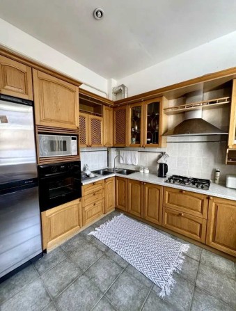 Здається в оренду 2-кімнатна квартира в центрі Києва - фото 1