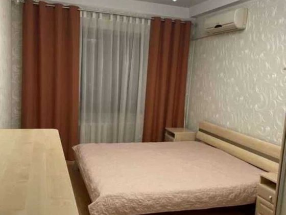 Здається 2-кімнатна квартира на пр. Каденюка, 14А Киев