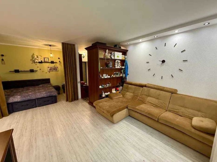 Оренда 1-к квартири на вул. Михайла Грушевського - фото 1