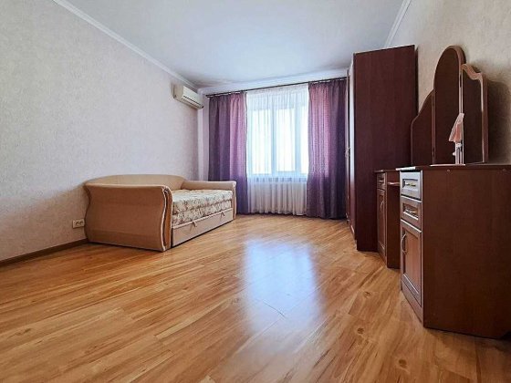 Ахматової 31 Оренда 3к  квартири. Позняки