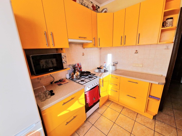 Оренда 2к квартири, ст.м Героїв Дніпра - фото 1