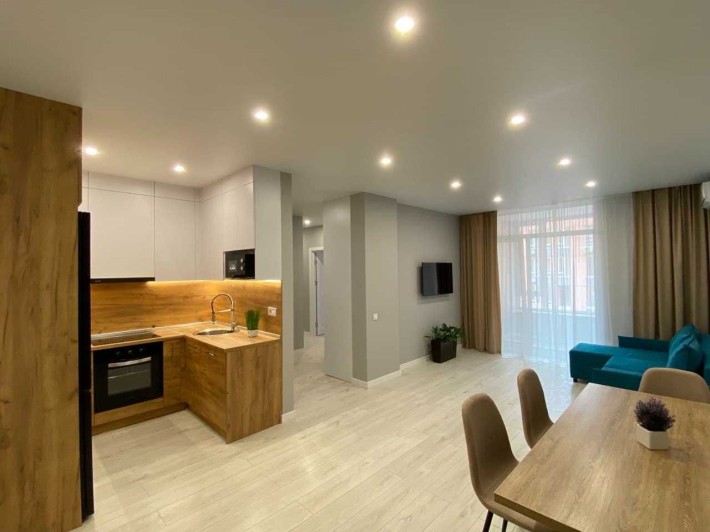 Оренда 3-кім квартири 82 м2 в ЖК Комфорт Таун, вул. Березнева, 12 - фото 1