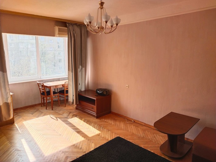 Оренда затишної 1к квартири по вул. Березняківська - фото 1
