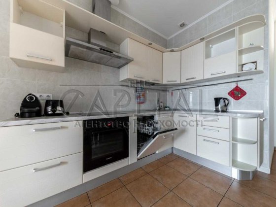 Оренда квартири, вул. Коновальця Євгена, Печерськ