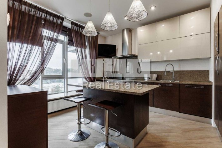 Аренда 3к квартиры 120м2, Новопечерские Липки, Верхогляда 3 - фото 1