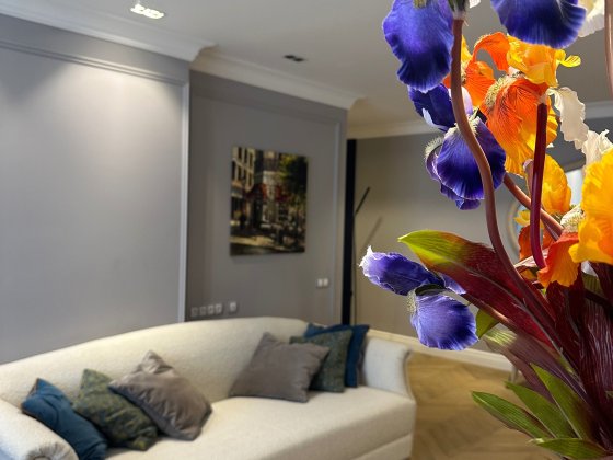 Здам 3-кім квартиру в ЖК Венеція. Ремонт , меблі. Можна з тваринами . Київ