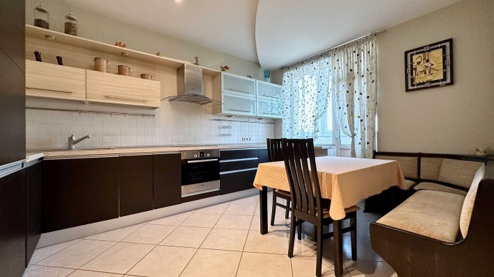 2-кімн. квартира з ремонтом, Феодосійський провулок, 14. Без комісії! - фото 1