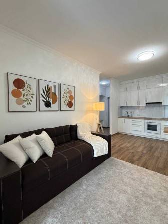 БЕЗ% Оренда світлої, теплої, 1-к 47м2 в ЖК Славутич, вул. Зарічна, 2 - фото 1