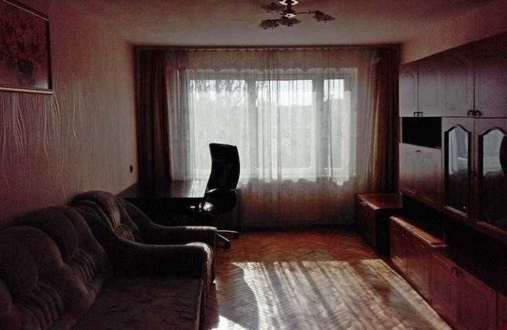 Оренда 2-кімн. квартири біля метро. Без комісії - фото 1