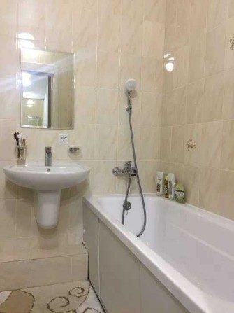 Оренда 1-кімнатної квартири, Харківське шосе біля метро - фото 1
