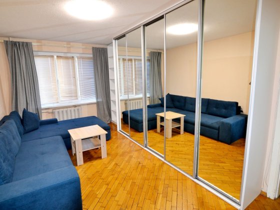 Здам 2к. біля озера, Воскресінка, Почайна Лівобережна Райдужна, 3а Київ