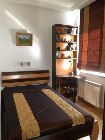 Здається 2-к квартира,вул.Набережно-Хрещатицька,17/18 - фото 1