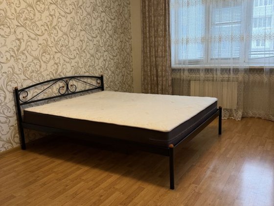 1 к квартира вул. Макіївська 8 Київ