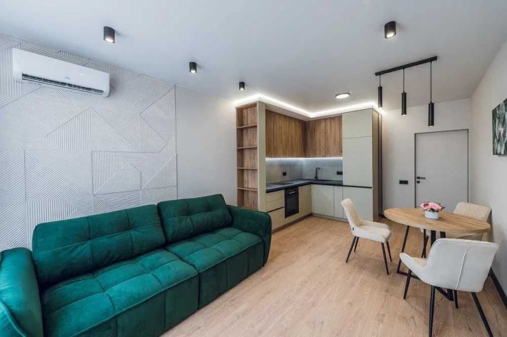 Оренда 1 кімнатноі квартири  ЖК Варшавський плюс, ТРЦ Ретровіль. - фото 1