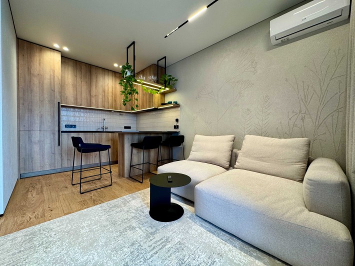 Без комісії! Нова, дизайнерська 1-кім 46м2 з балконом в ЖК Республіка - фото 1