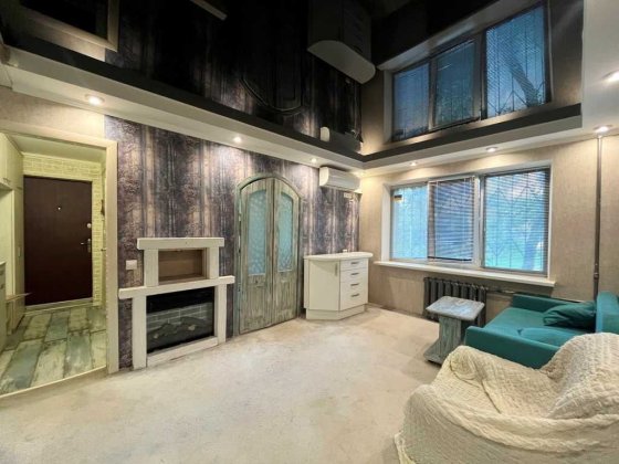 Соборності Воз'єднання Дарницька площа Київ