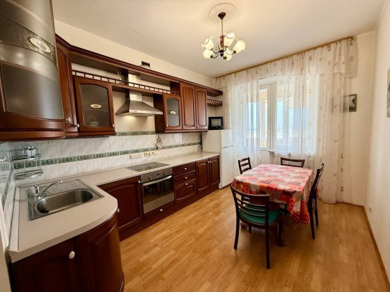 Здам 3 кімнатну квартиру Оболонь м. Мінська від власника