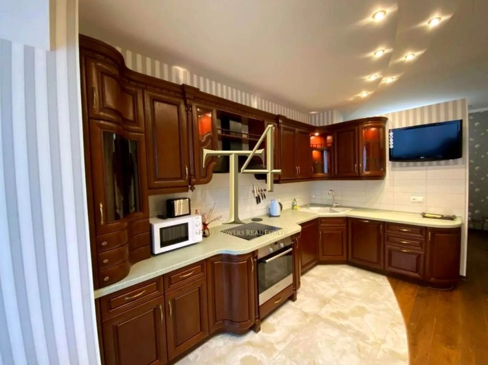 Оренда 3-к квартири вул.Володимира Івасюка 4 |Оболонський район - фото 1