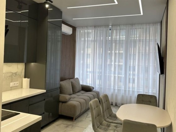 Можна твар! Класна 3к студія, ЖК Варшавський, м Нивки Київ