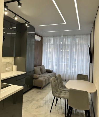 Можна твар! Класна 3к студія, ЖК Варшавський, м Нивки - фото 1