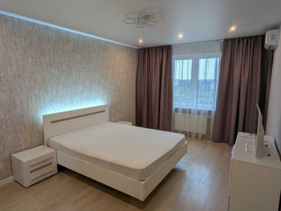 Здається в оренду однокімнатна квартира, пр. Глушкова, 9-Є Київ