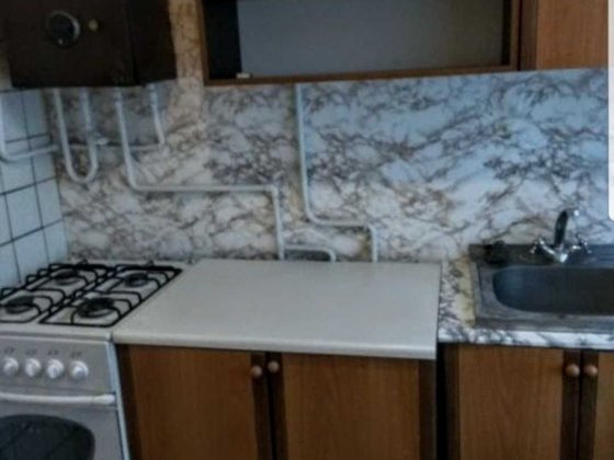 Здам 2к. Хозяїн. М.Чернігівська